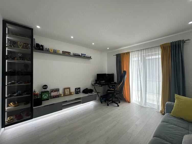 Casă cu 5 camere cu Teren 600 Mp în Central