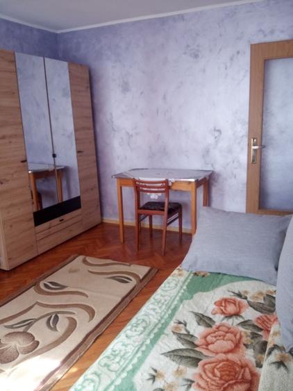 Apartament cu 2 camere decomandat în Exterior Vest