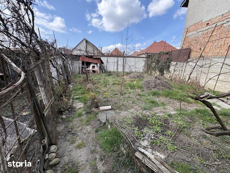 Casă cu 3 camere cu Teren 320 Mp în Lazaret