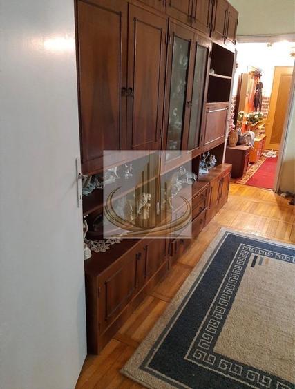 Apartament cu 2 camere semidecomandat în Badea Cârțan