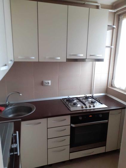 Garsonieră semidecomandată în Uzina 2