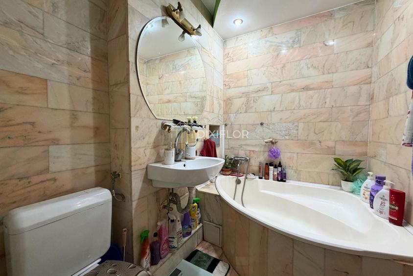 Apartament cu 3 camere decomandat, mobilat în Unirii