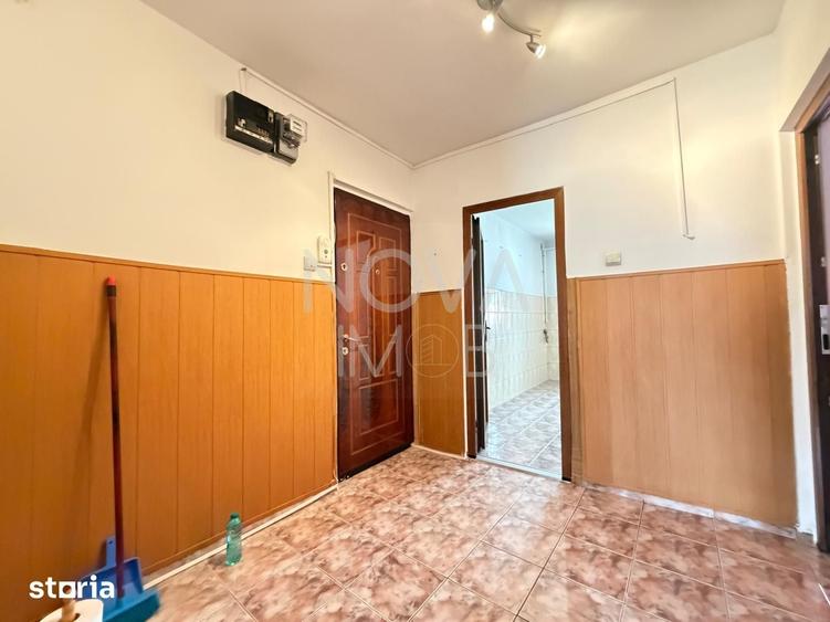 Apartament cu 3 camere decomandat în Central