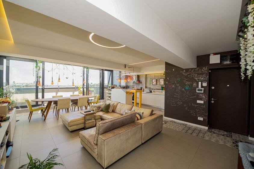 Apartament cu 4 camere decomandat, mobilat în Cotroceni
