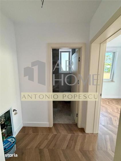 Casă cu 5 camere cu Teren 250 Mp în Păulești