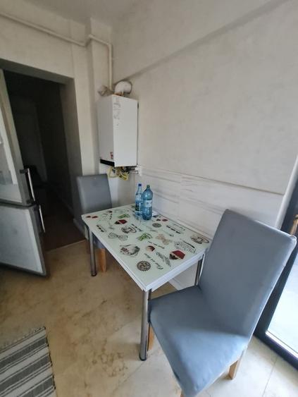 Apartament cu 2 camere semidecomandat în Copou