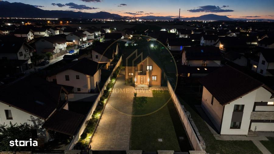 Casă cu 5 camere cu Teren 1062 Mp în Tărlungeni