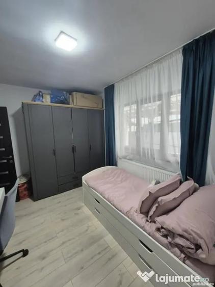 Casă cu 3 camere cu Teren 350 Mp în Șimnicu de Sus
