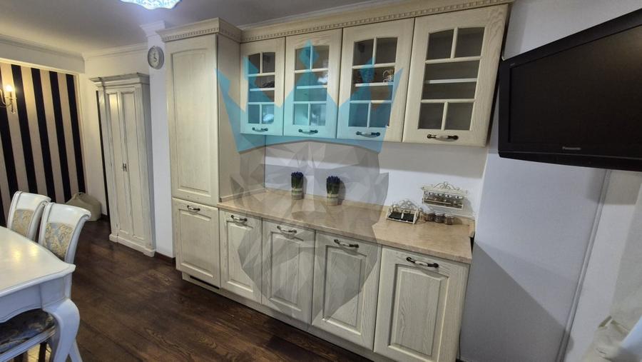 Apartament cu 3 camere decomandat, mobilat în Națiunile Unite