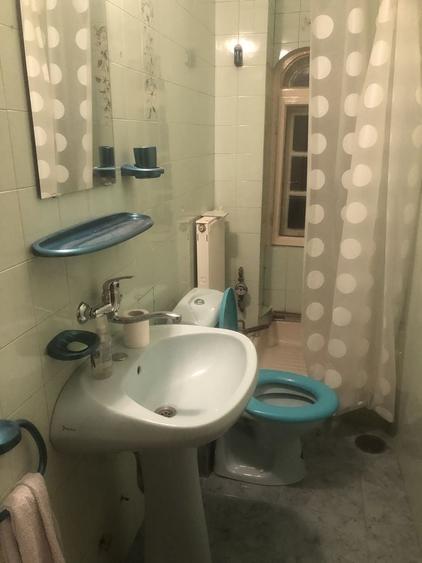 Apartament cu 3 camere decomandat în Exterior Vest