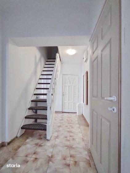 Casă cu 4 camere cu Teren 160 Mp în Central