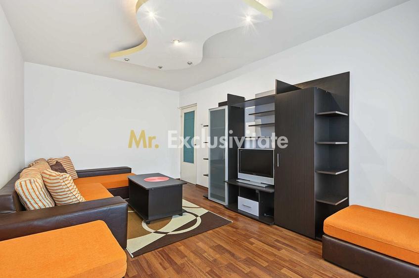Apartament cu 2 camere decomandat, mobilat în Central