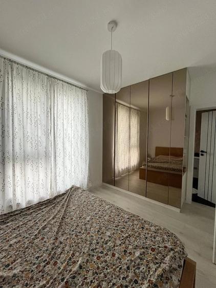 Casă cu 4 camere cu Teren 300 Mp în Exterior Vest