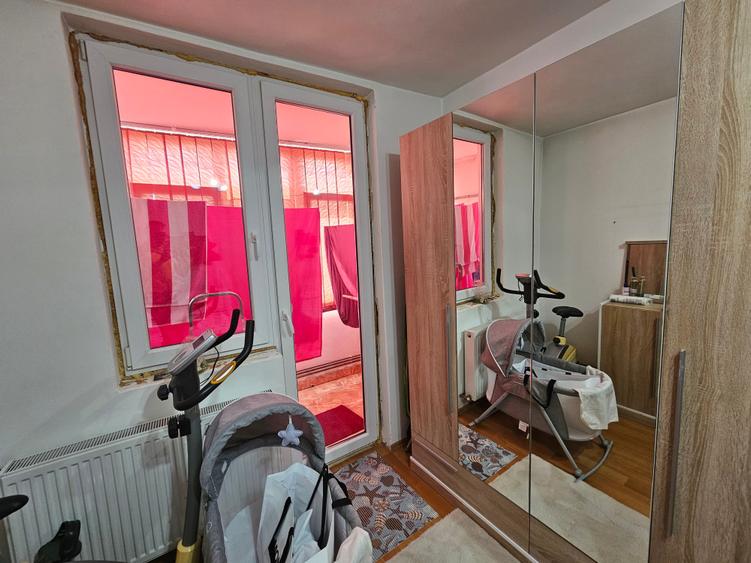 Apartament cu 2 camere semidecomandat în Complex Studențesc