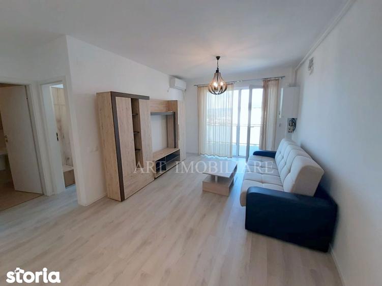 Apartament cu 2 camere semidecomandat, mobilat în Bună Ziua