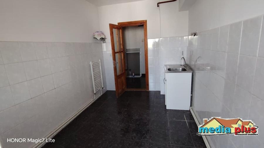 Apartament cu 2 camere de vânzare – I.C. Frimu - 1