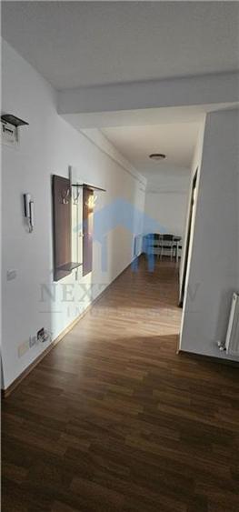 Apartament cu 3 camere decomandat, mobilat în Mărăști
