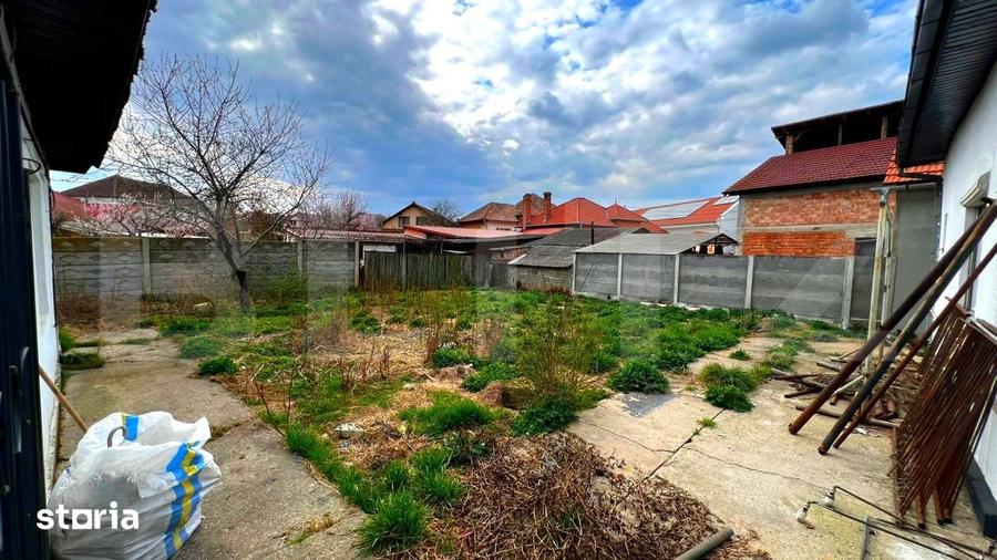 Casă cu 6 camere cu Teren 644 Mp în Central