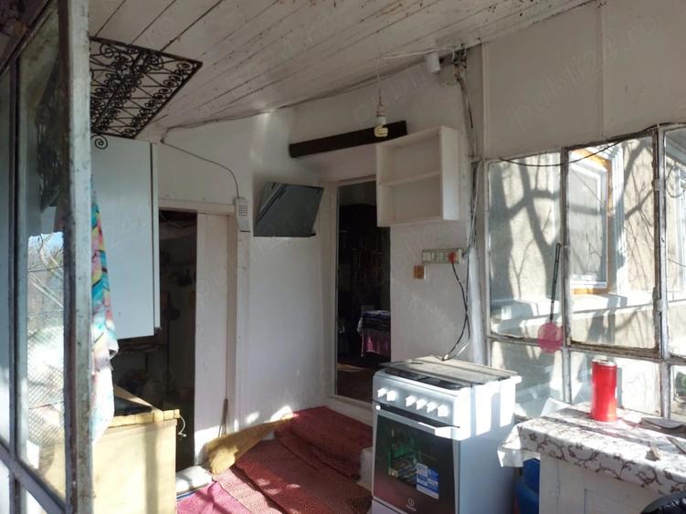 Casă cu 3 camere cu Teren 1563 Mp în Sărulești