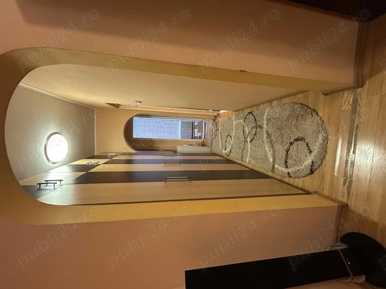 Apartament cu 3 camere semidecomandat în Dacia