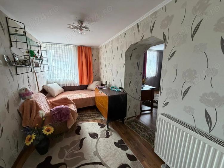 Casă cu Teren 2248 Mp în Tulca