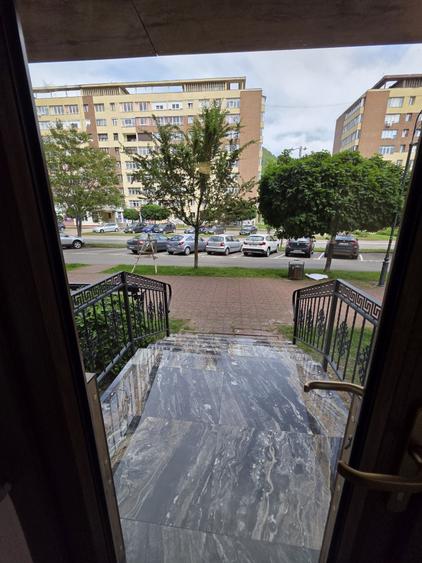 Spațiu comercial, de 55 mp, în Ultracentral