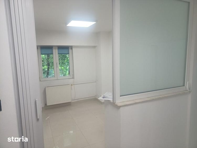 Apartament cu 4 camere în Centrul Civic