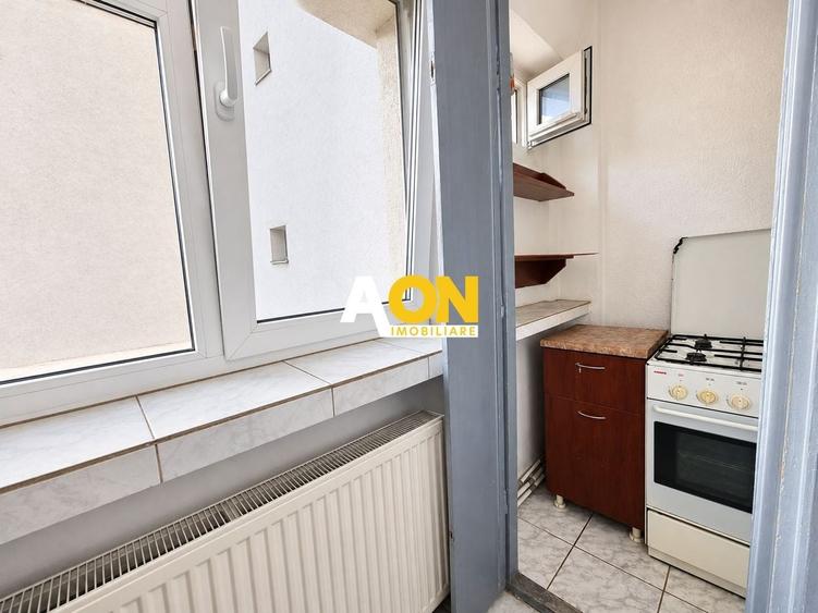 Apartament cu 2 camere decomandat, mobilat în Cetate