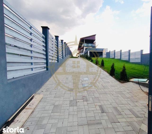 Casă cu 6 camere cu Piscina în Balotești