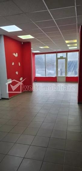 Spațiu comercial, de 64 mp, în Central