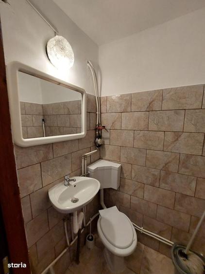 Garsonieră decomandată în Iris