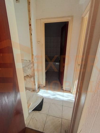 Apartament cu 2 camere semidecomandat în Tomis III
