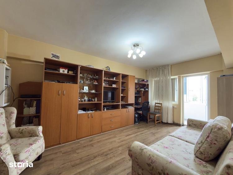 Apartament cu 2 camere decomandat în Tomis III
