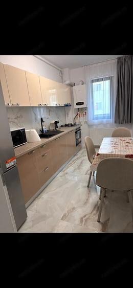 Inchiriez Apartament 2 camere - 2