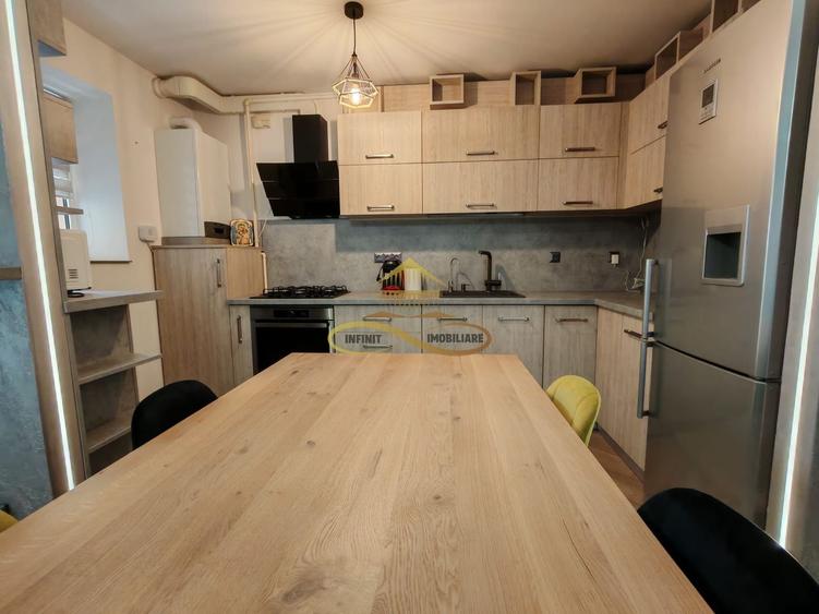 Apartament cu 2 camere semidecomandat, mobilat în Nord