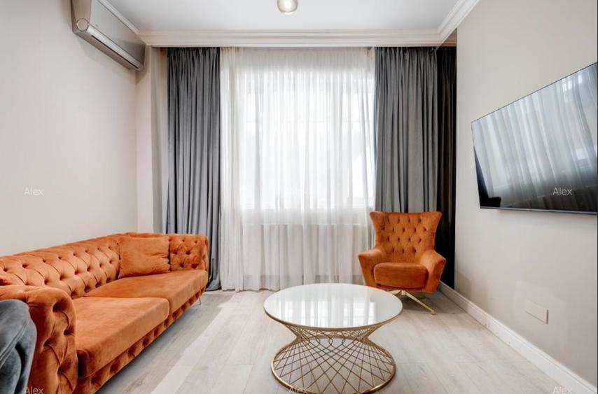 Apartament cu 2 camere semidecomandat în Băneasa