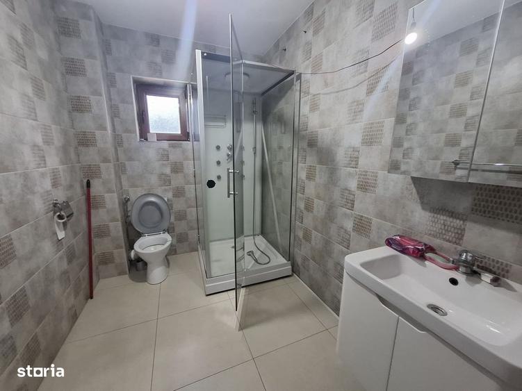 Casă cu 4 camere cu Teren 710 Mp în Poplaca