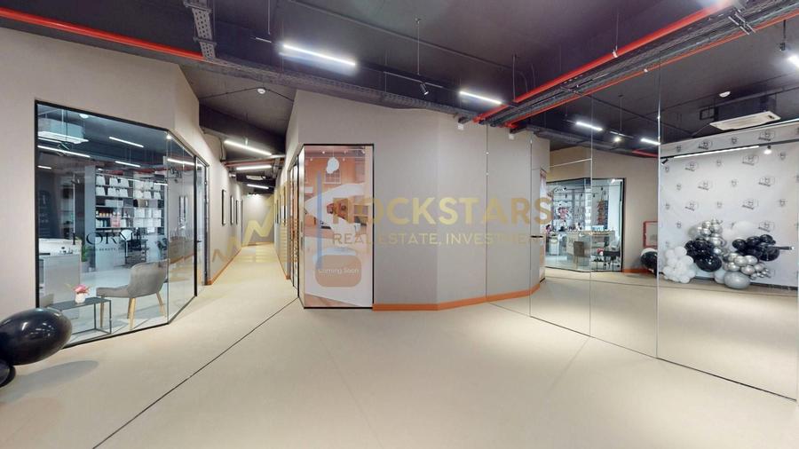 Spațiu comercial, de 148.60000610352 mp, în Dobroești