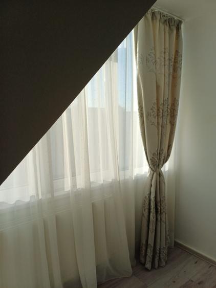 Apartament cu 2 camere semidecomandat, mobilat în Podu Roș
