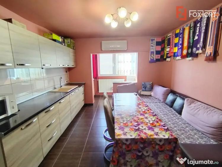 Apartament cu 4 camere în Soarelui