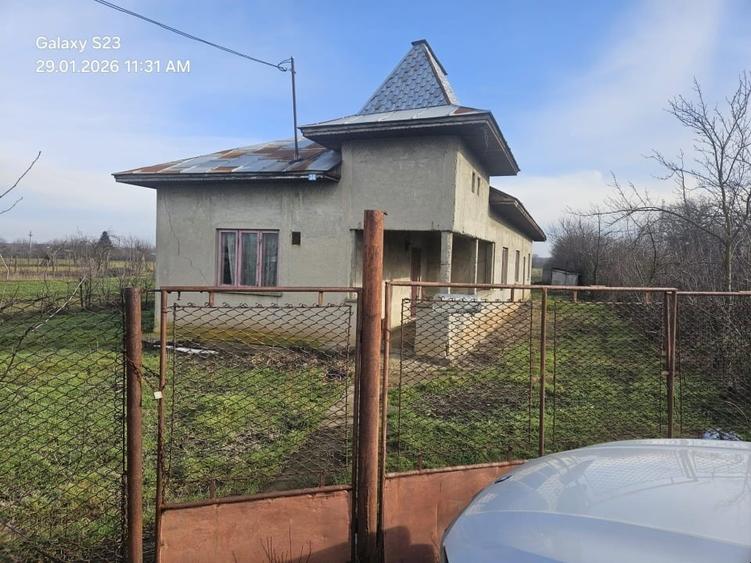 Casă individuală cu 4 camere cu Canalizare în Drăgănești-Vlașca