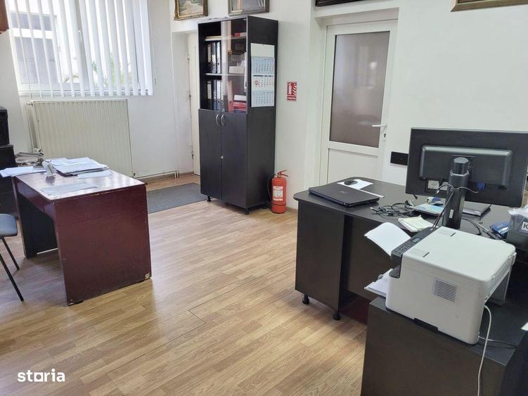 Spațiu comercial, de 100 mp, în Dâmbul Rotund