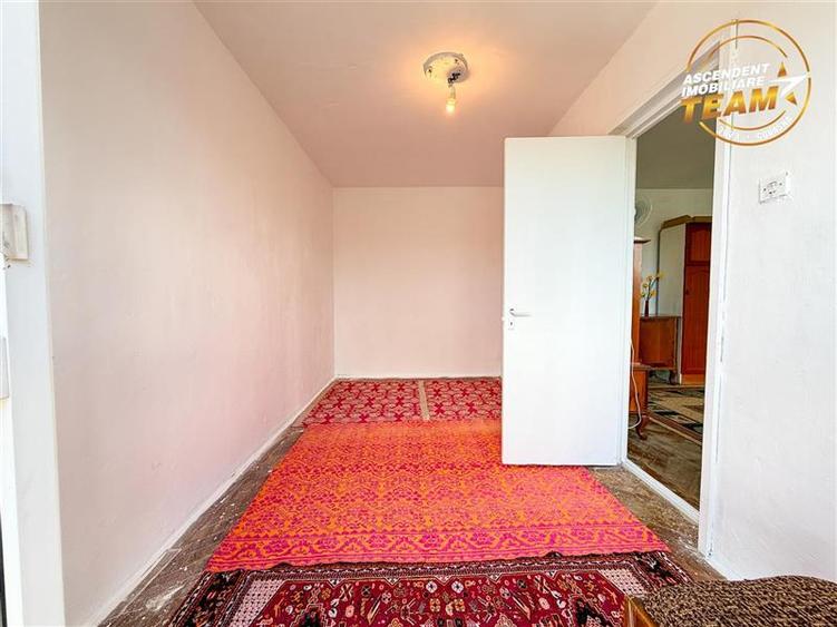 Apartament cu 2 camere semidecomandat, mobilat în Ciucului