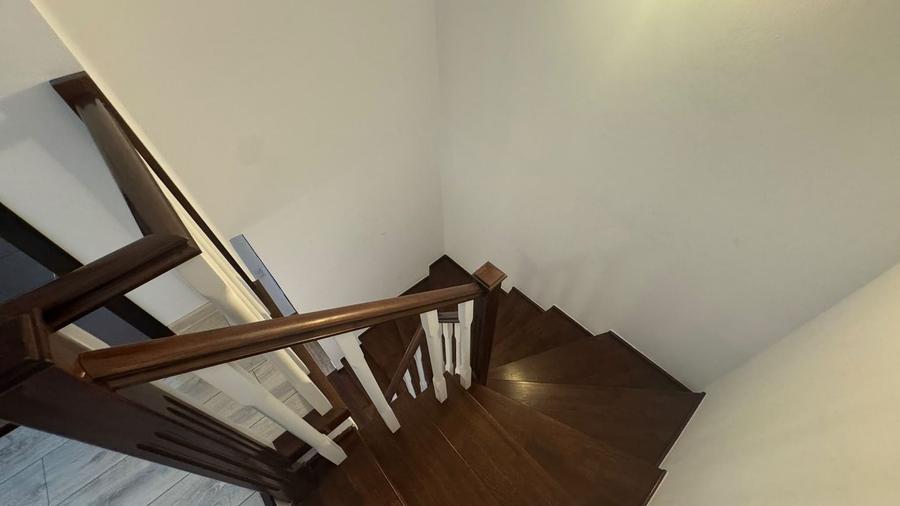 Duplex cu 4 camere cu Canalizare în Arhitecților - Calea Cisnădiei