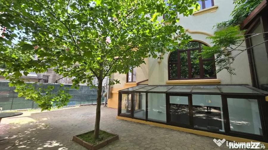 Casă cu 4 camere cu Teren 368 Mp în Armeneasca