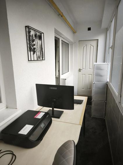 Apartament cu 3 camere semidecomandat în Europa