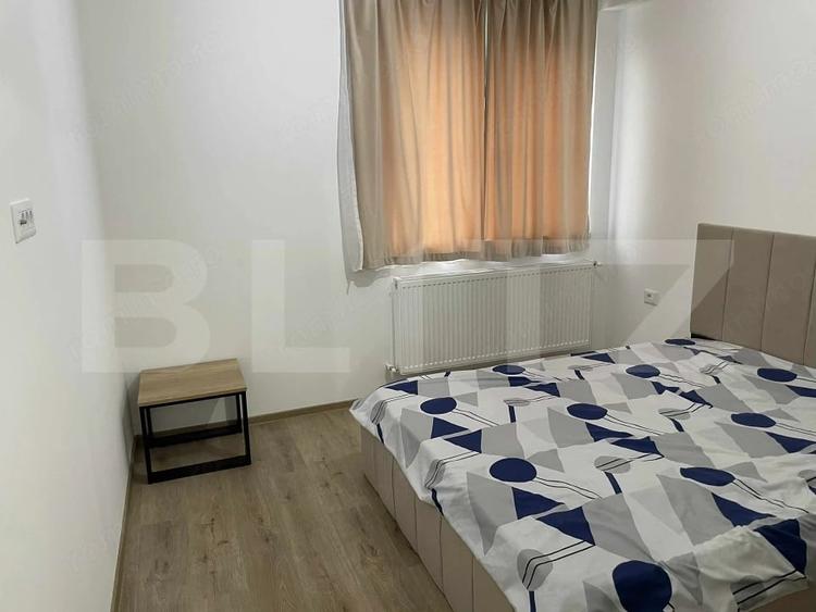Apartament cu 2 camere semidecomandat în Cetate