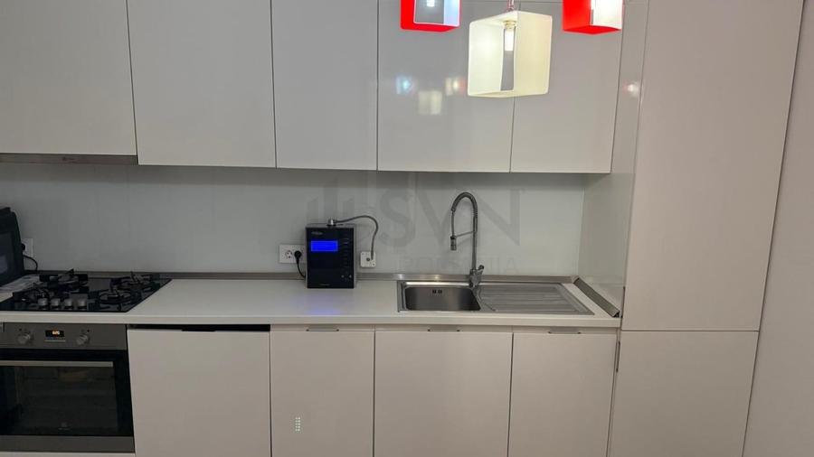 Apartament cu 4 camere decomandat, mobilat în Aviatorilor