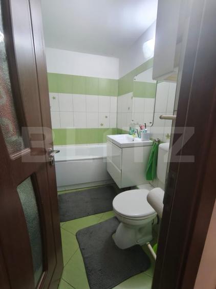 Apartament cu 3 camere semidecomandat, mobilat în Mărăști