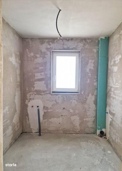 Casă cu 4 camere în Stana